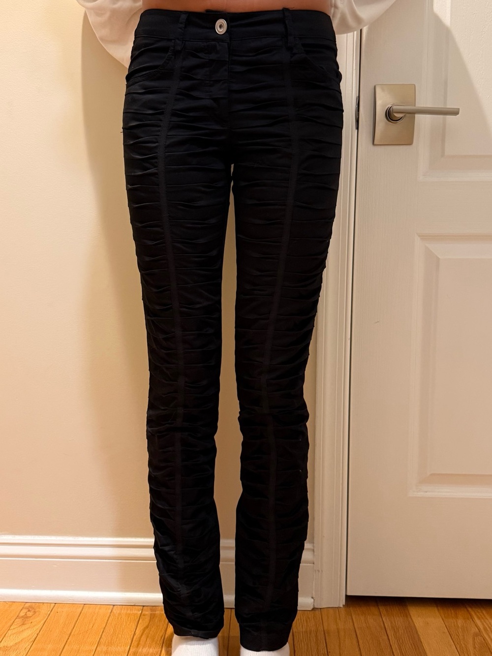 NWOT Slim Ruched Black Skinny Pants
